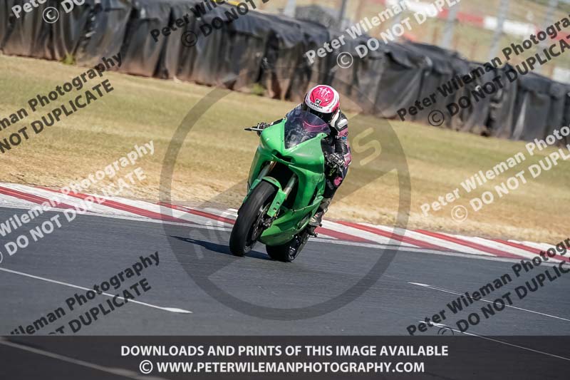 donington no limits trackday;donington park photographs;donington trackday photographs;no limits trackdays;peter wileman photography;trackday digital images;trackday photos